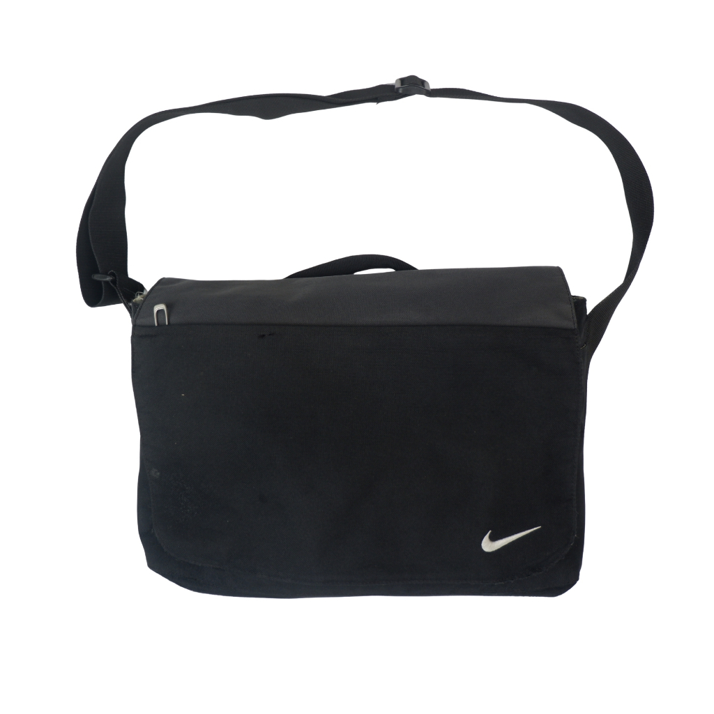 Nike Black Nylon Messenger / Crossbody Bag - Preloved