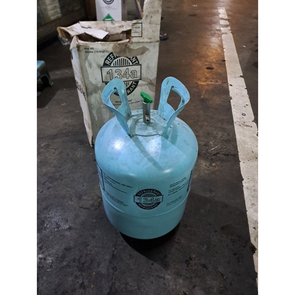 tabung freon kosong bekas 13.6 kg