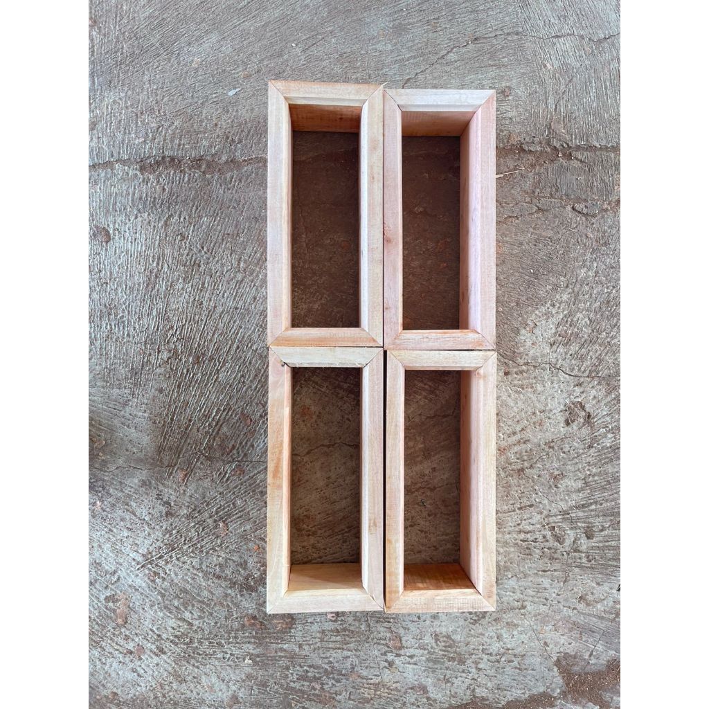 Loster Ventilasi Udara Kayu Mahoni