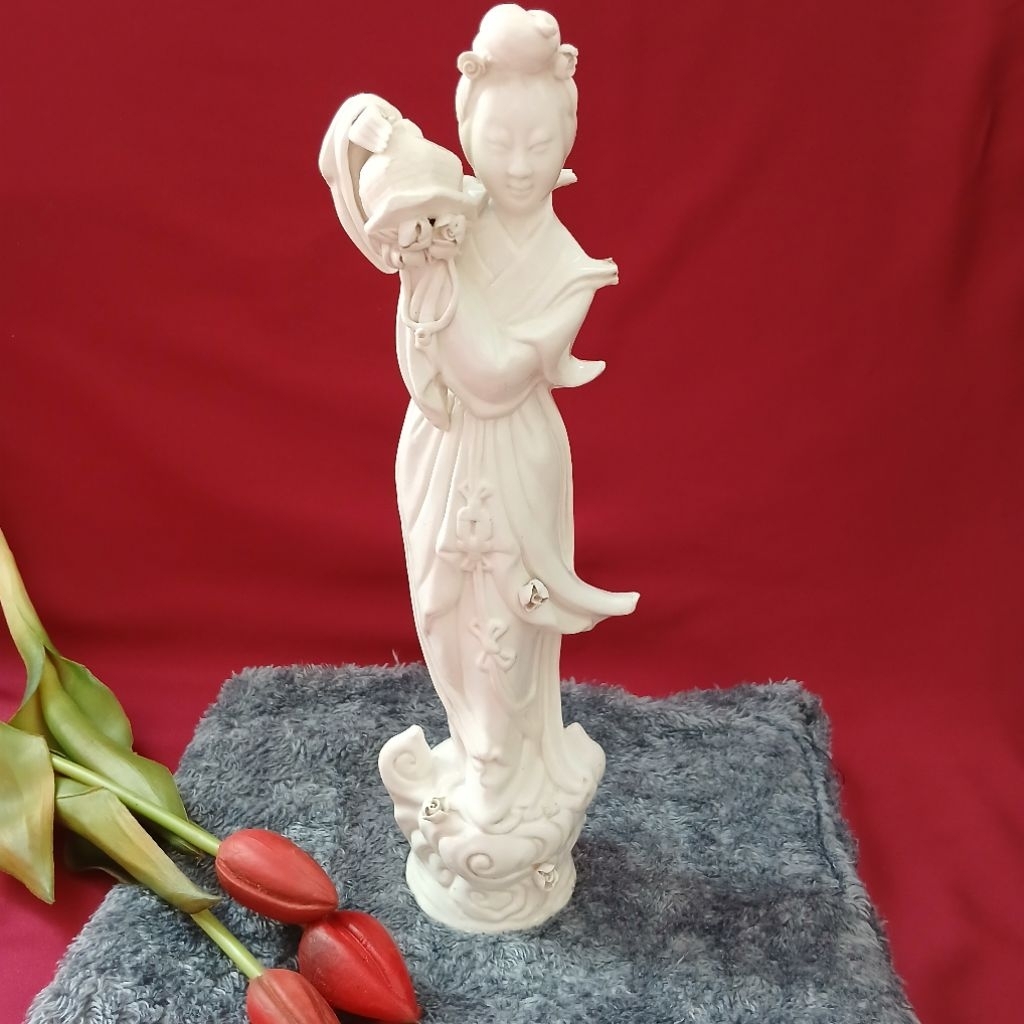 Patung keramik antik Chinese Guanyin, pre-owned
