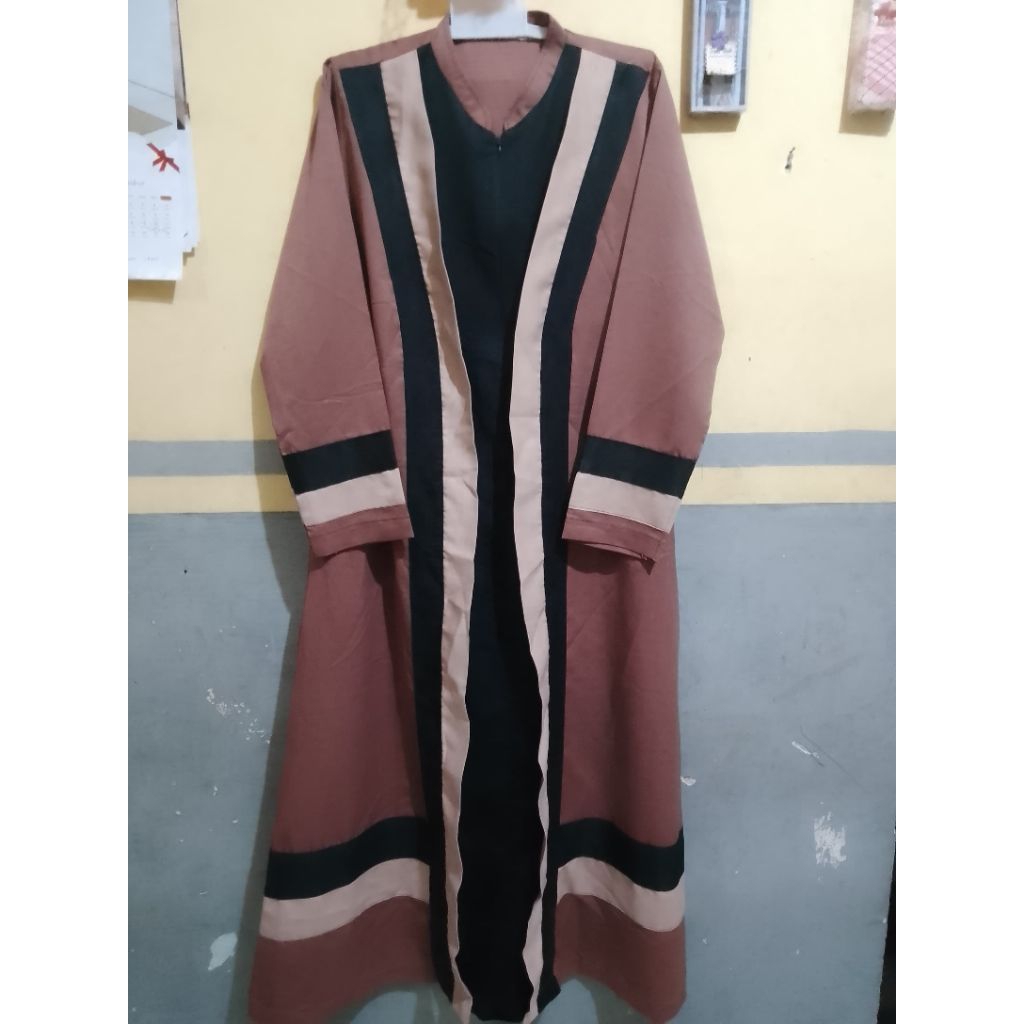 PRELOVED GAMIS ABAYA WANITA COKLAT MIX HITAM