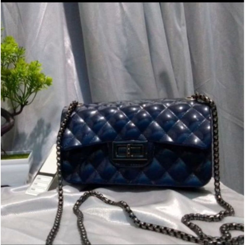 Tas Wanita Jelly Warna Navy Tali Rantai Hitam