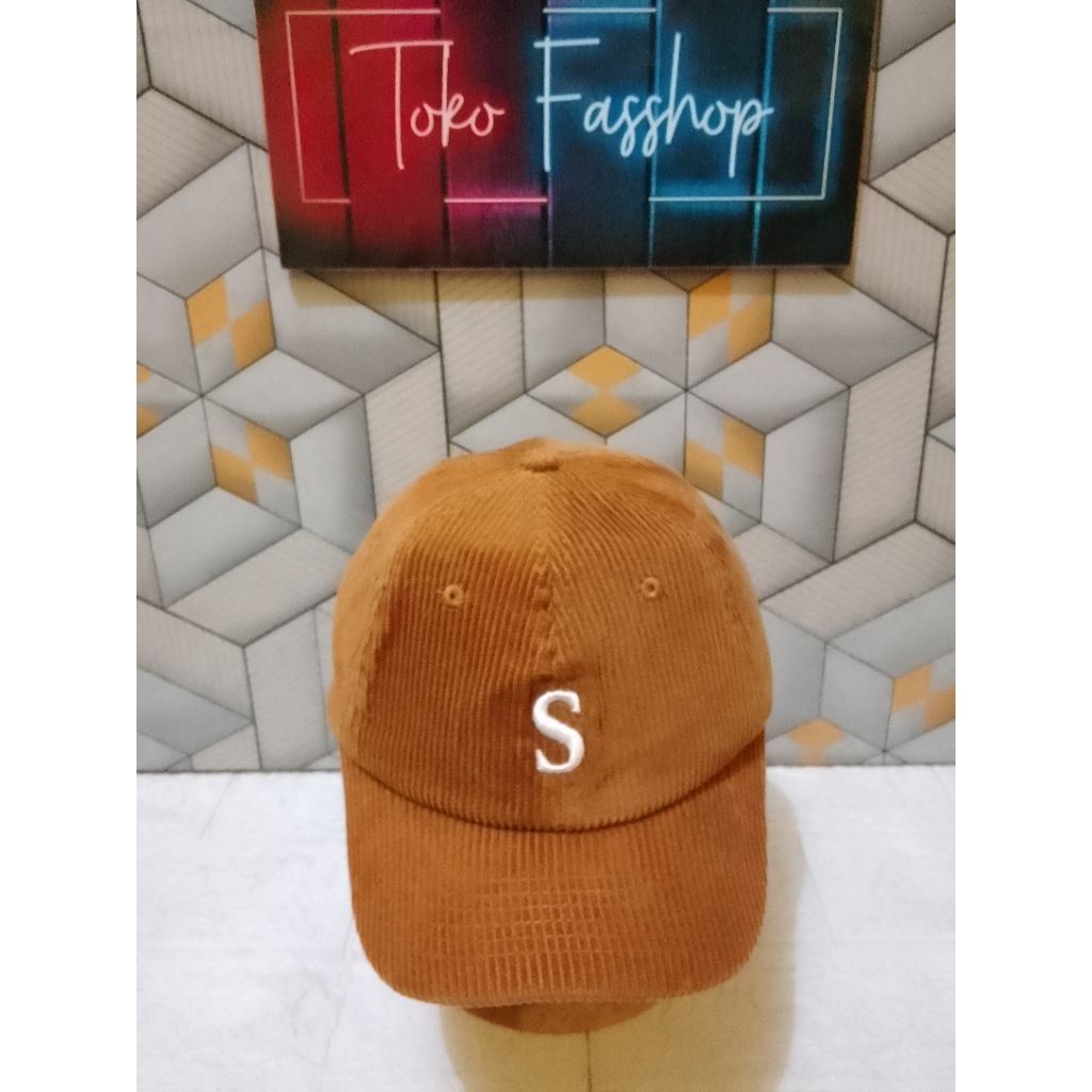 Topi Corduray Logo S