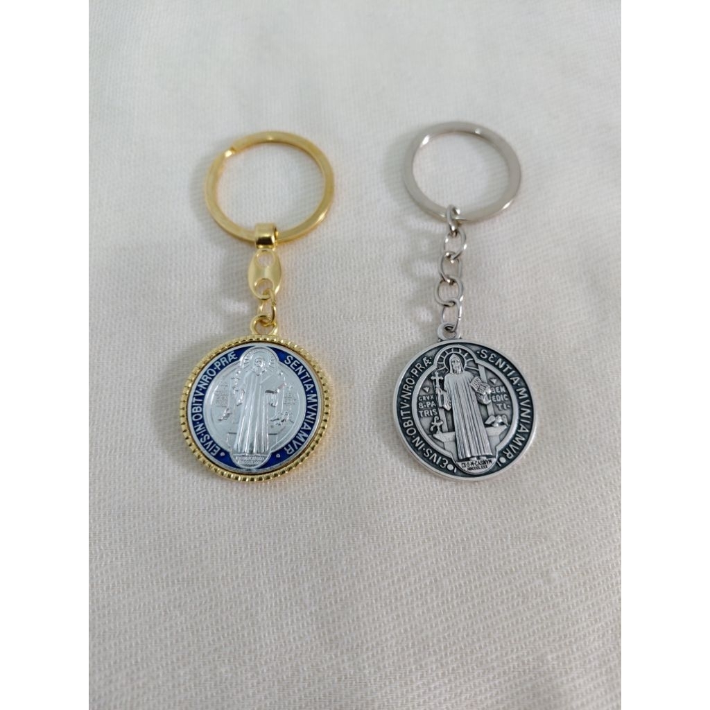 Gantungan Kunci Santo Benediktus Medali Benediktus