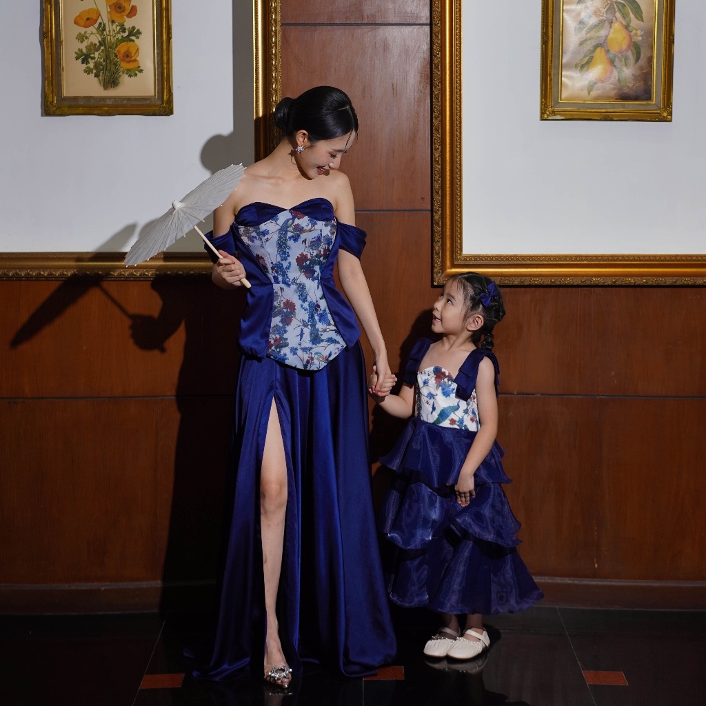 COMA LABEL - Jiang Maxi Dress in Maroon Red & Navy Blue // maxi dress / long dress / long gown / Chi