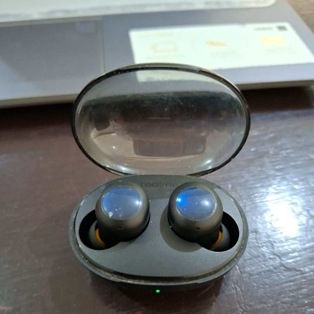Realme buds Q2s