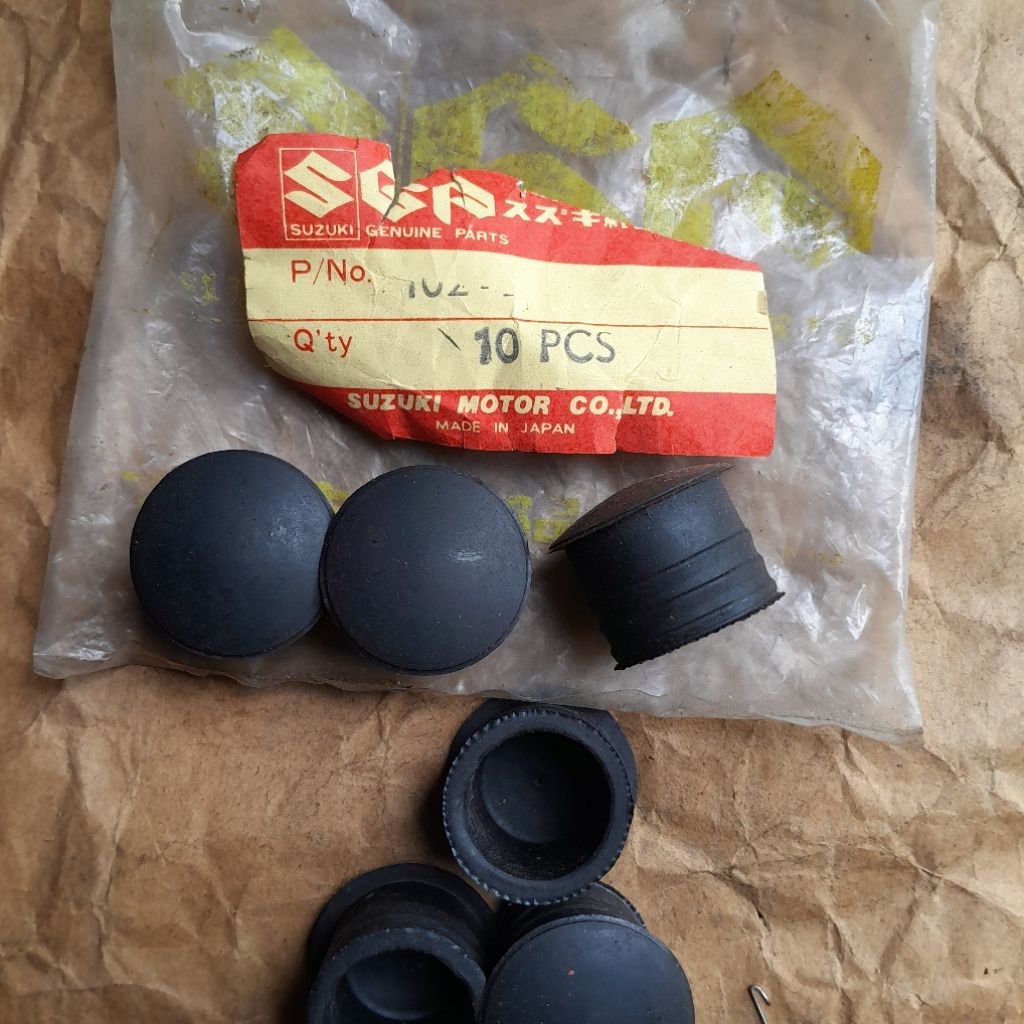 Karet tutup swing arm suzuki fr 80 rc100 a100 bravo