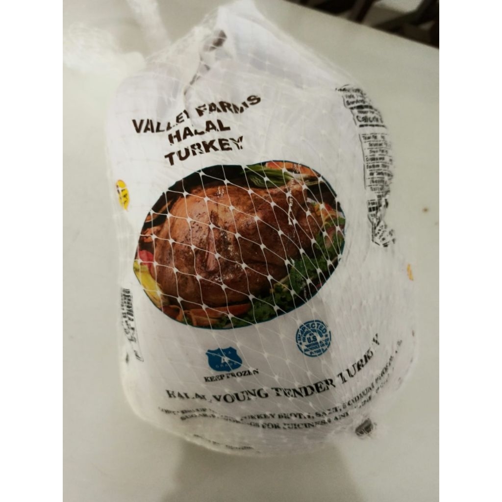 Turkey whole frozen Valley farm - Ayam kalkun beku ukuran 4.5 - 5 kg per ekor USA