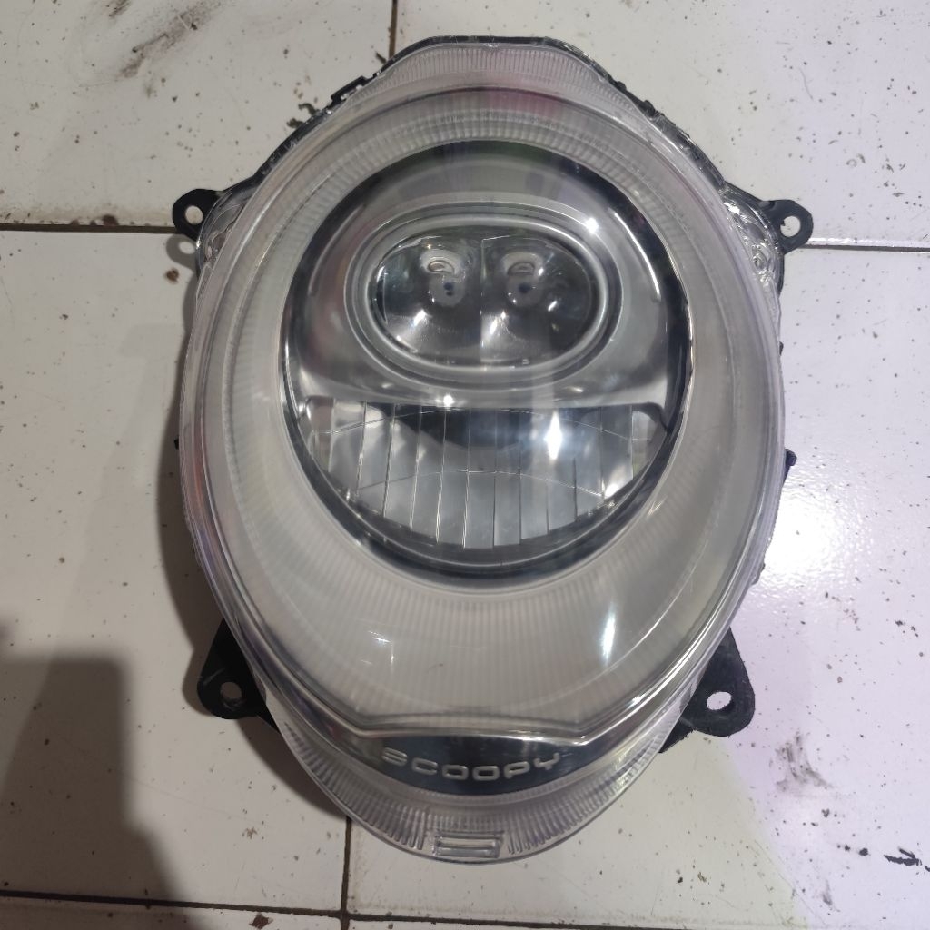 Headlight Lampu Depan Scoopy 2020 - 2024 Original