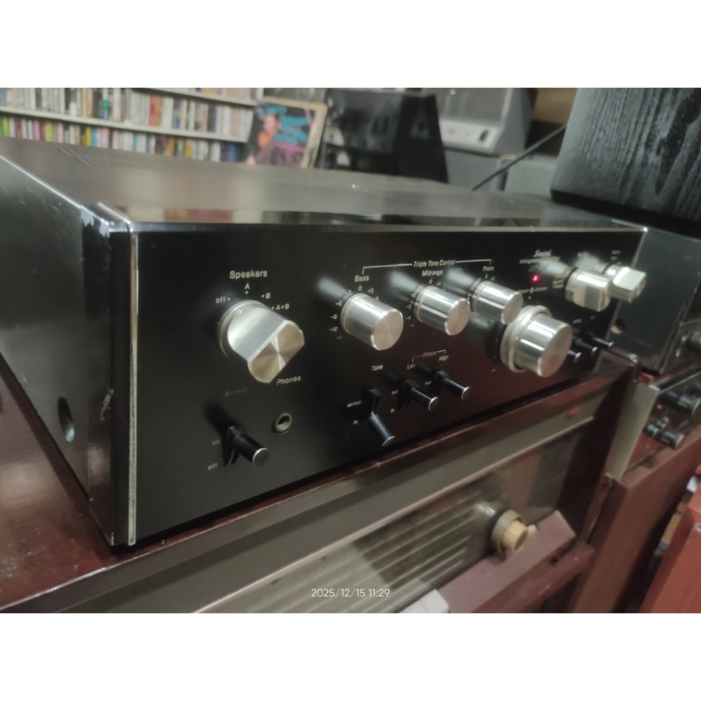 intregated stereo amplifier SANSUI AU 5900 FULL ORYGINAL TIDAK PERNAH Di SERVIS MULUS