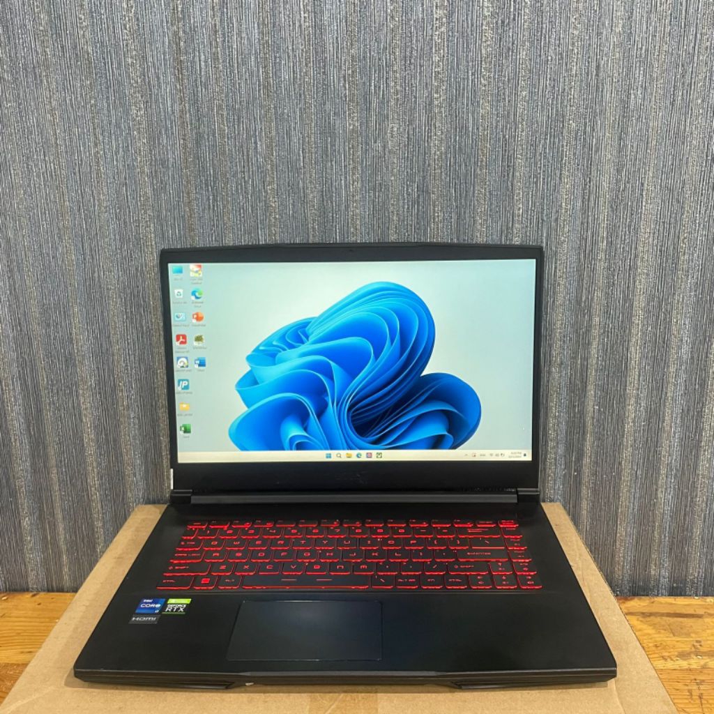 Laptop MSI GF63 Thin 11UC, Intel Core I7- 11800H, Gen 11Th Ram 16Gb/SSD 512Gb Dualvga Nvdia RTX3050 