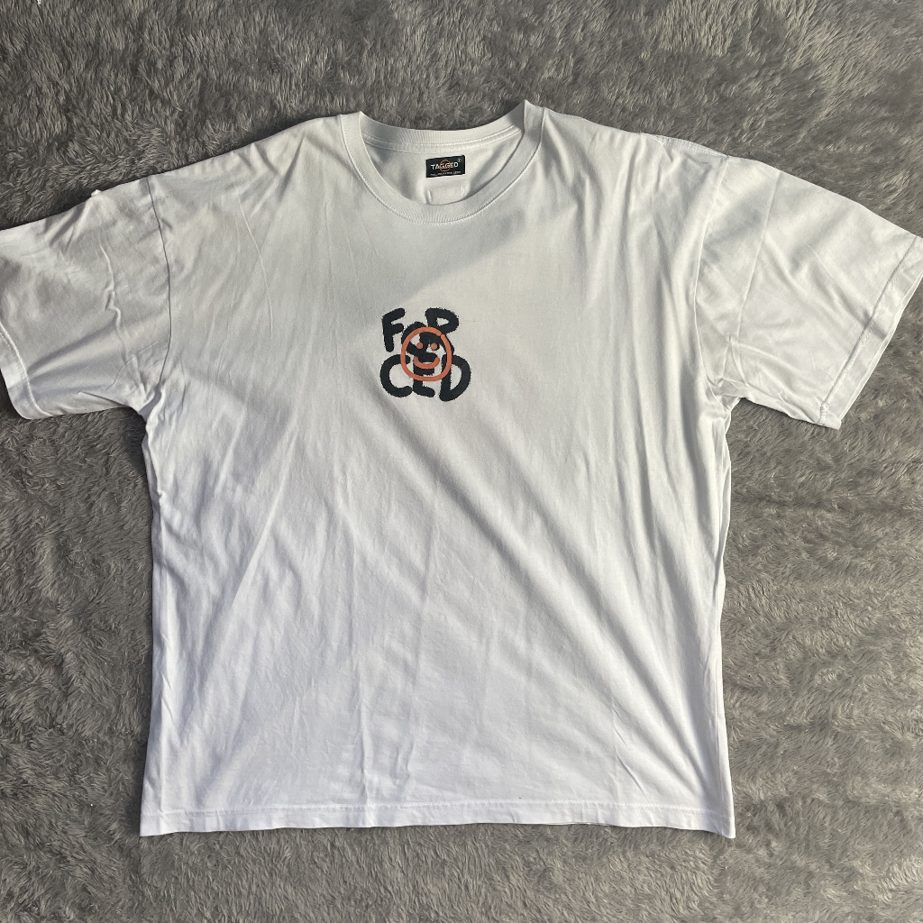 [PRELOVED] TAGGED - Tagged X FaithFade - Smiley Forced Oversized Tshirt