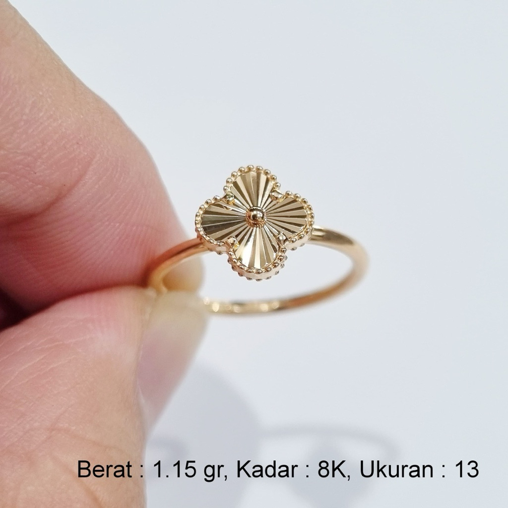 B10 KO- CINCIN BUNGA VC UBS 1.55GR KADAR 375 UKURAN 13