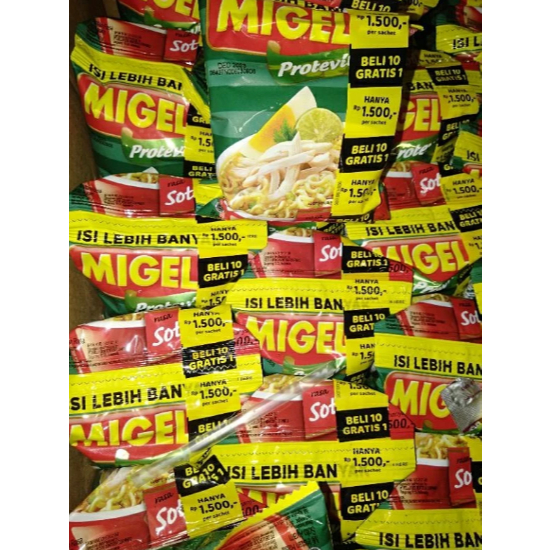 Mie Gelas 1 Renteng Isi 10 Pcs Kenyal Gurih