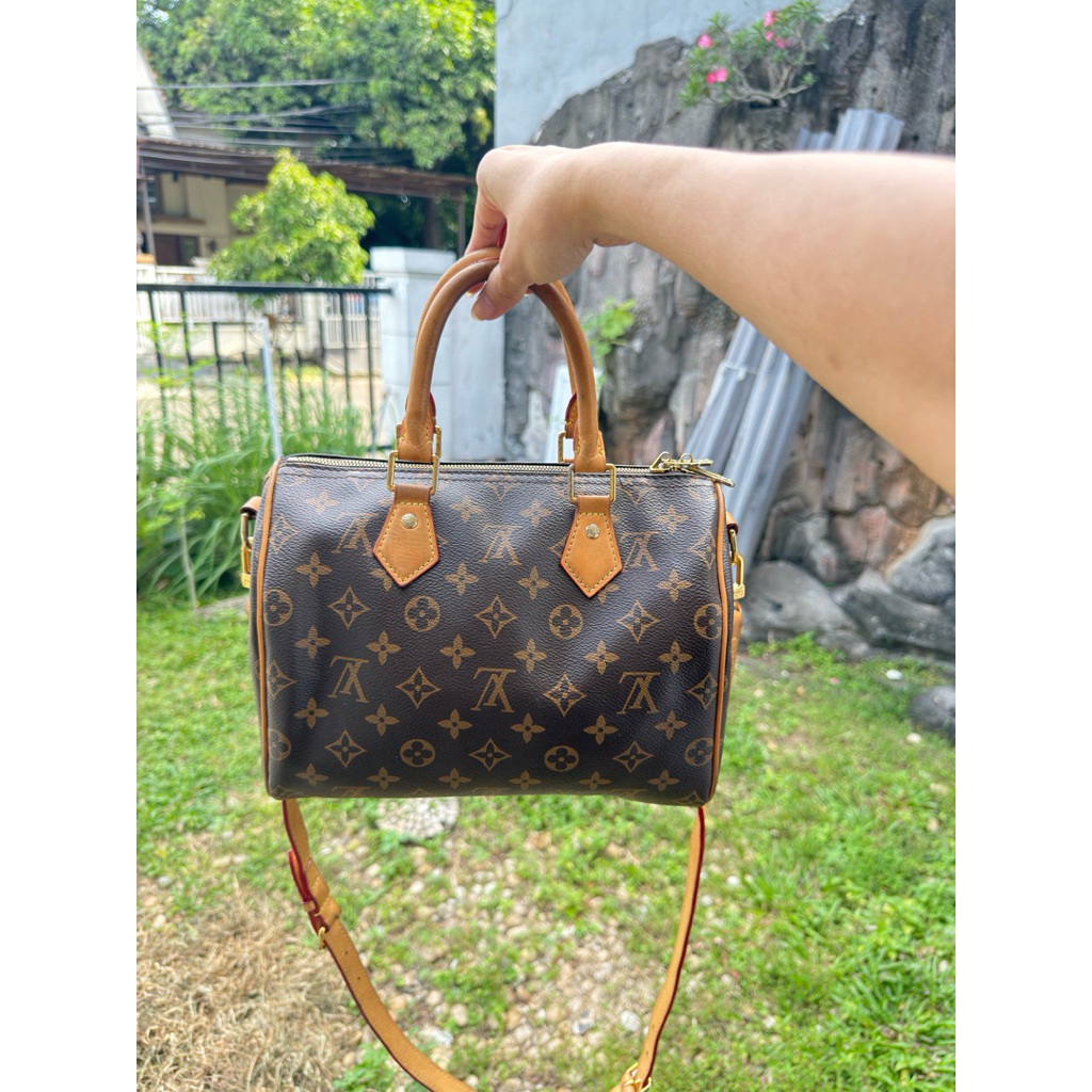 LV Speedy Bandou 25 Monogram