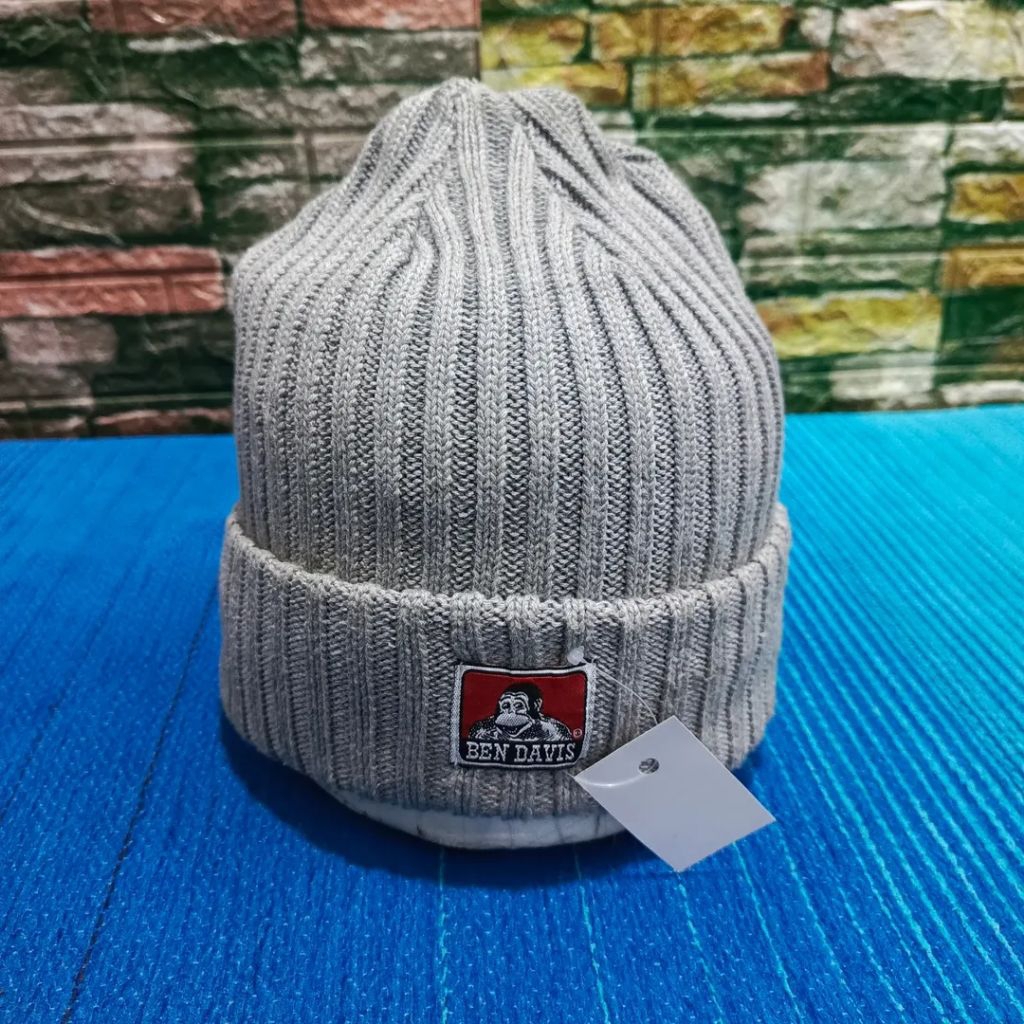 topi kuplul/beanie BEN DAVIS casual bagus