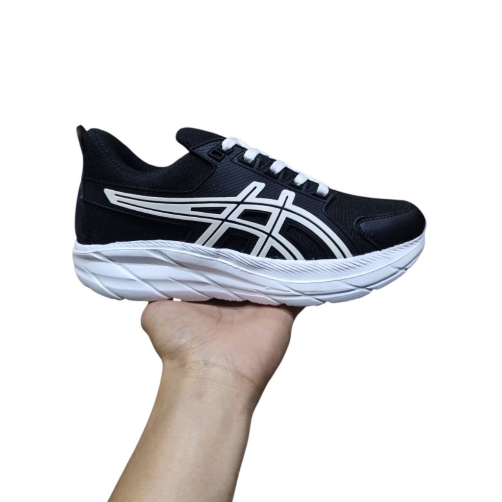 Sepatu sneakers pria wanita asics hitam putih sepatu sekolah pria wanita sepatu kerja pria wanita ru