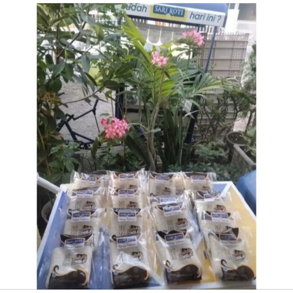 SARI ROTI SANDWICH CHOCOLATE