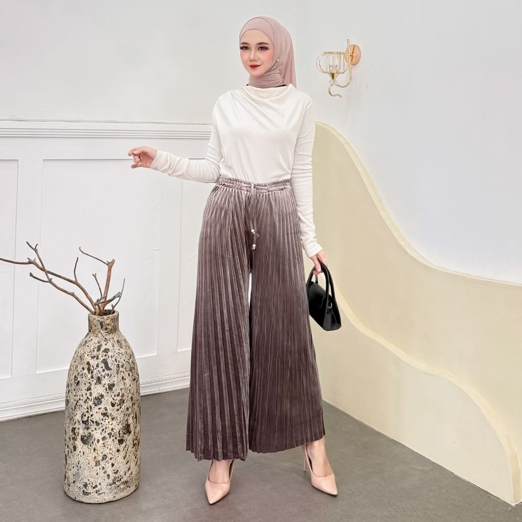 Celana Kulot Plisket Wanita Bludru Panjang - Kulot Panjang Wanita - Kulot Hitam - Kulot Jumbo