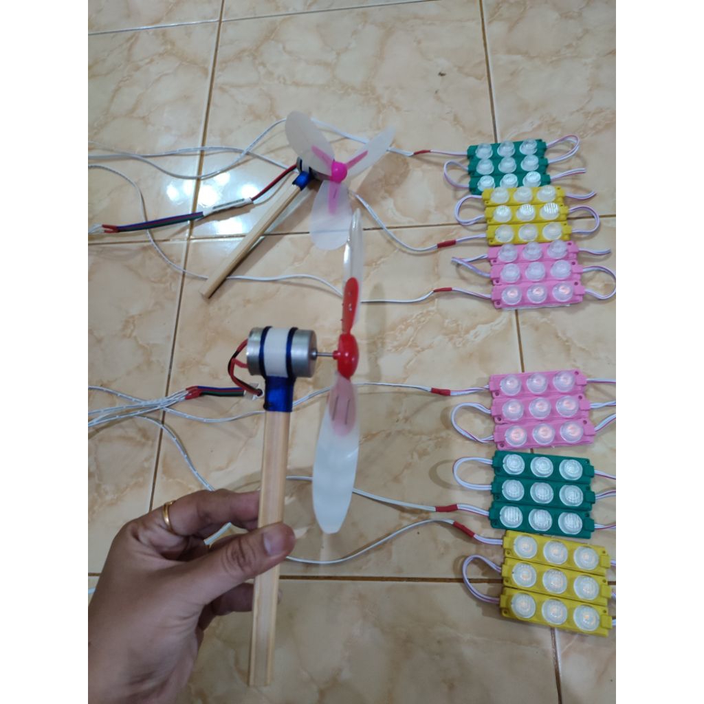 Dinamo Layangan ( Paket 9 lampu siap pakai )