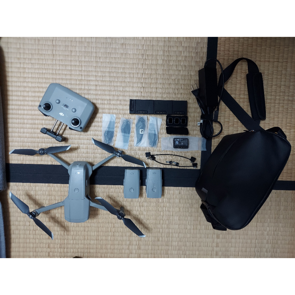 DJI MAVIC AIR 2 FLYMORE COMBO-Second