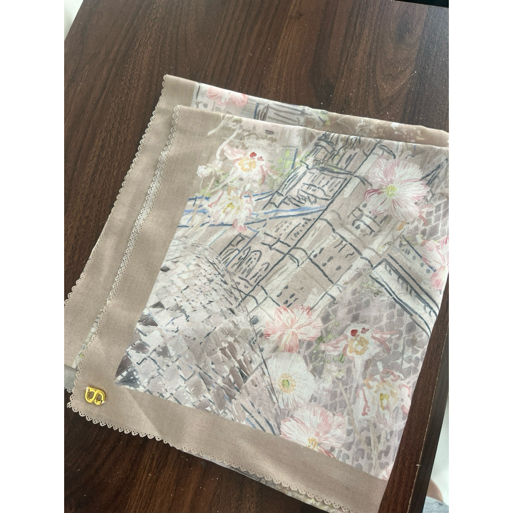 British khaki Buttonscarves lawasan