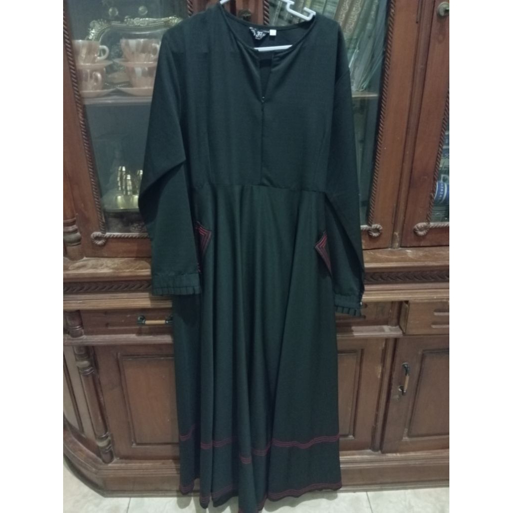 Preloved gamis hitam jumbo