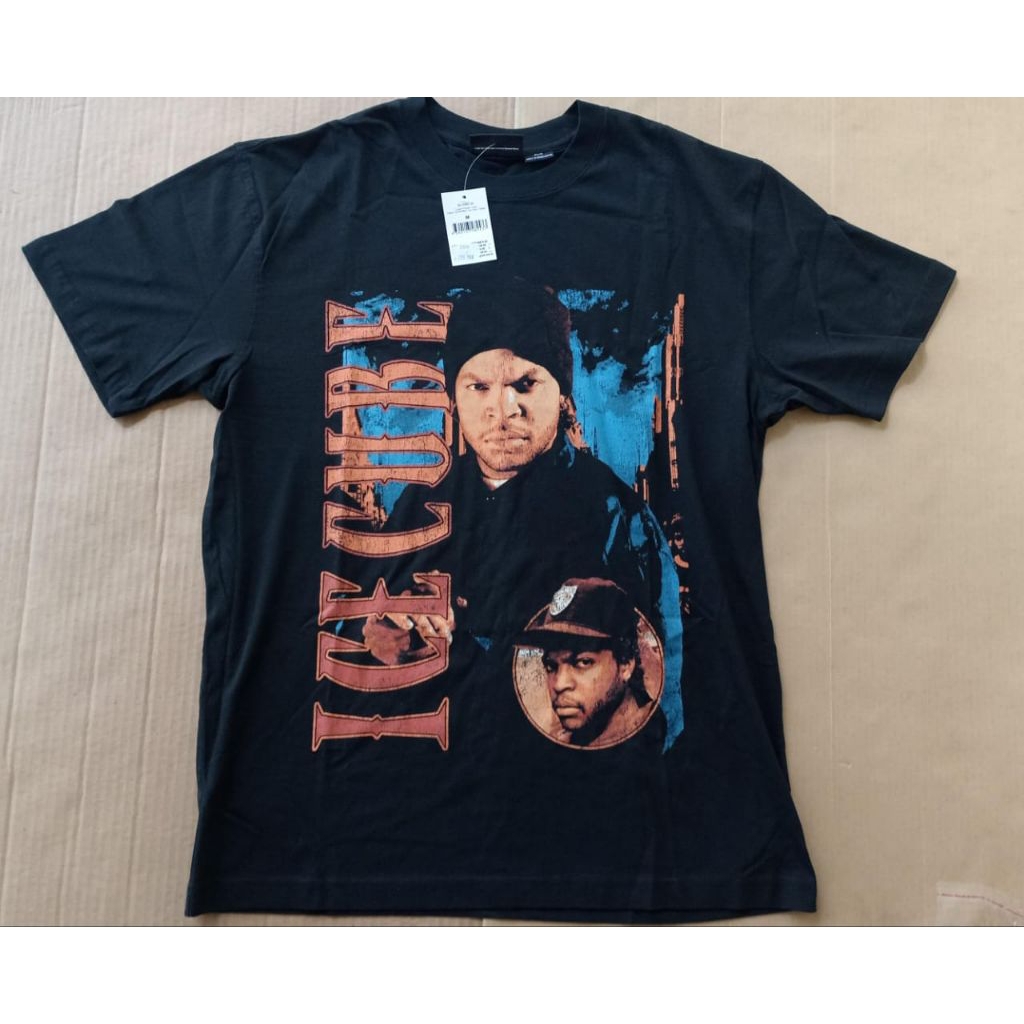 t-shirt ice cube