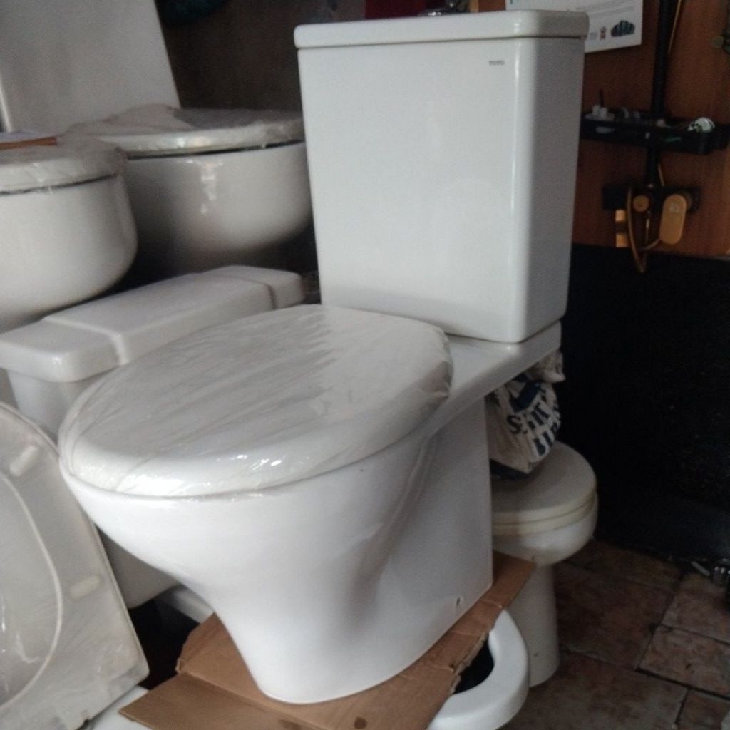 TOTO CW 638 J /SW 638 JP Kloset Duduk Toto As 22 cm Second Original 100% MULUS