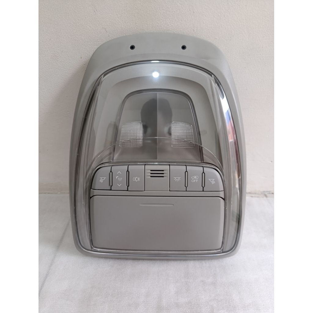 Lampu plafon mobil toyota Innova rebon type V,Q dan Venturer Original