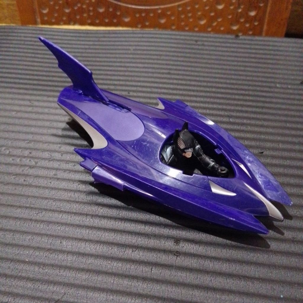 DC 1997 BATMAN AND ROBIN - AERIAL COMBAT BATMAN BATWING ACTION FIGURE INCOMPLETE second