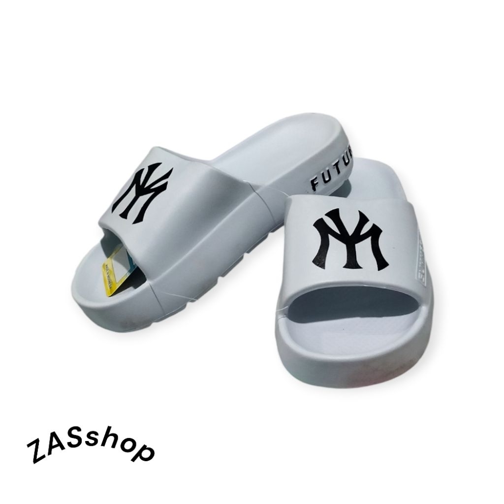 Sandal Selop Anak Cowok Putih&hitam MY Nyaman Dipakai Ukuran 24-29