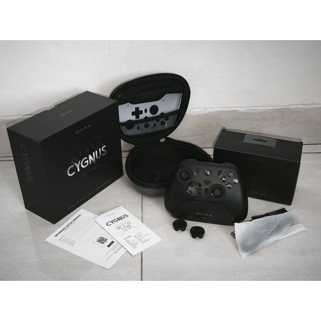 Rexus DAXA Cygnus AX7 Wireless Gamepad Hall Effect + Charging Dock | Bekas Like New