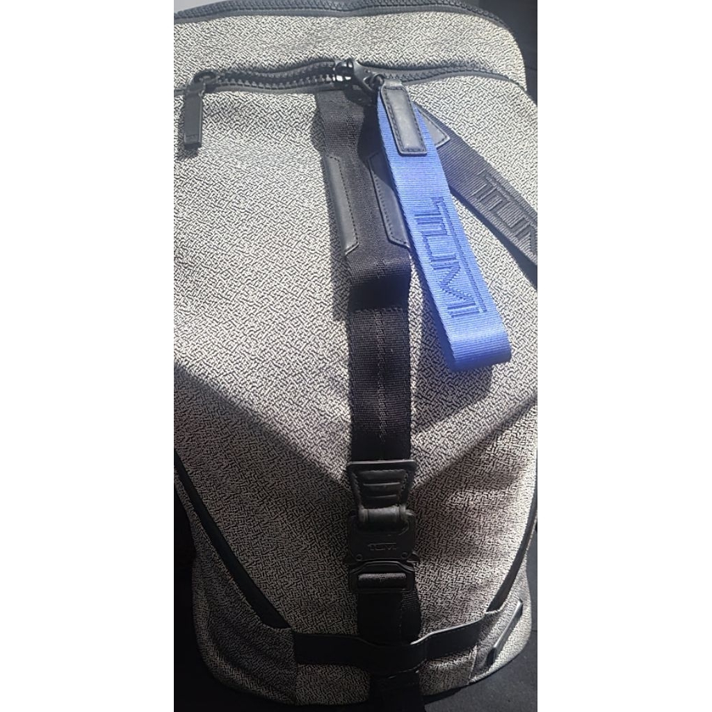 tumi backpack finch original