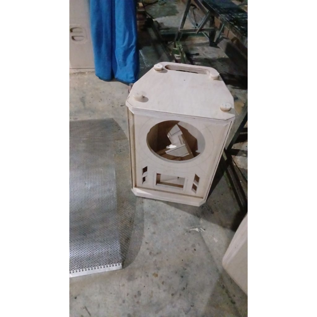 speaker monitor panggung