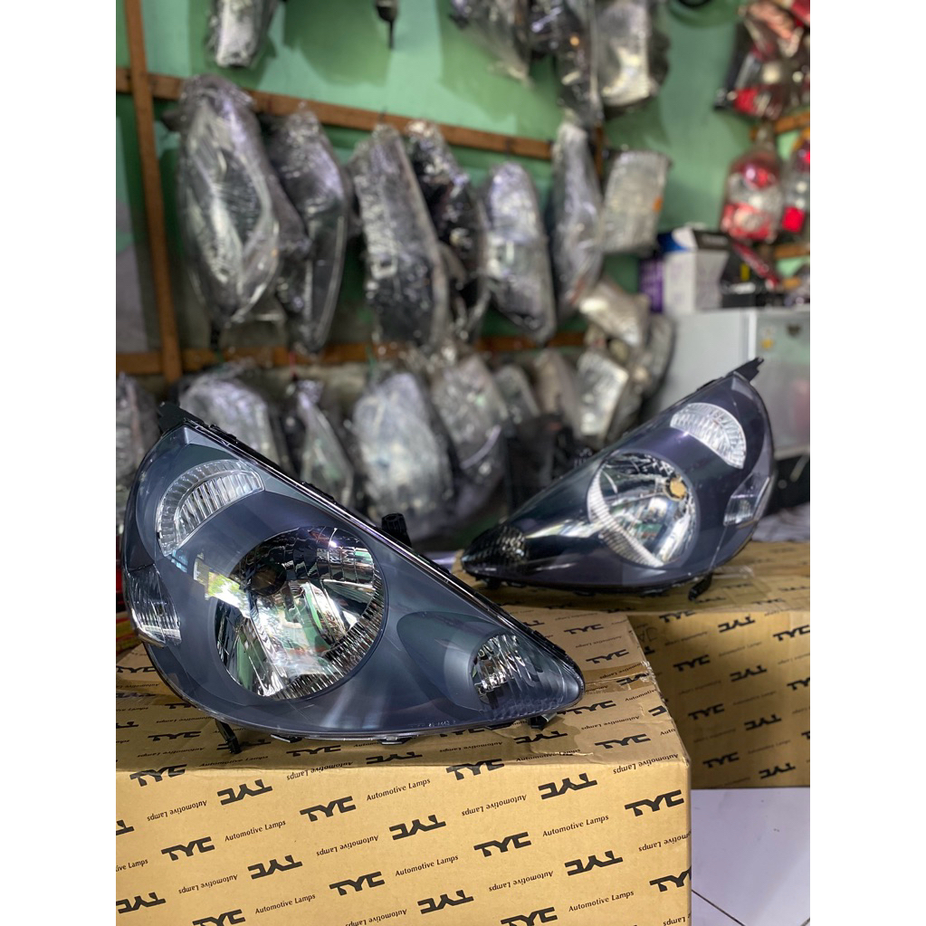 LAMPU DEPAN/HEADLAMP HONDA JAZZ 2005