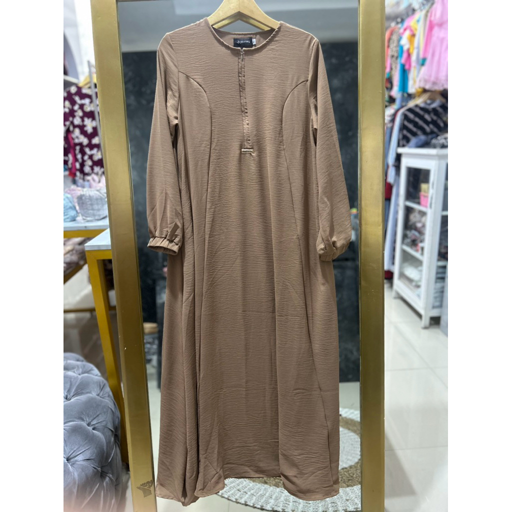 Zura Dress & Mocca Dress Polos journey