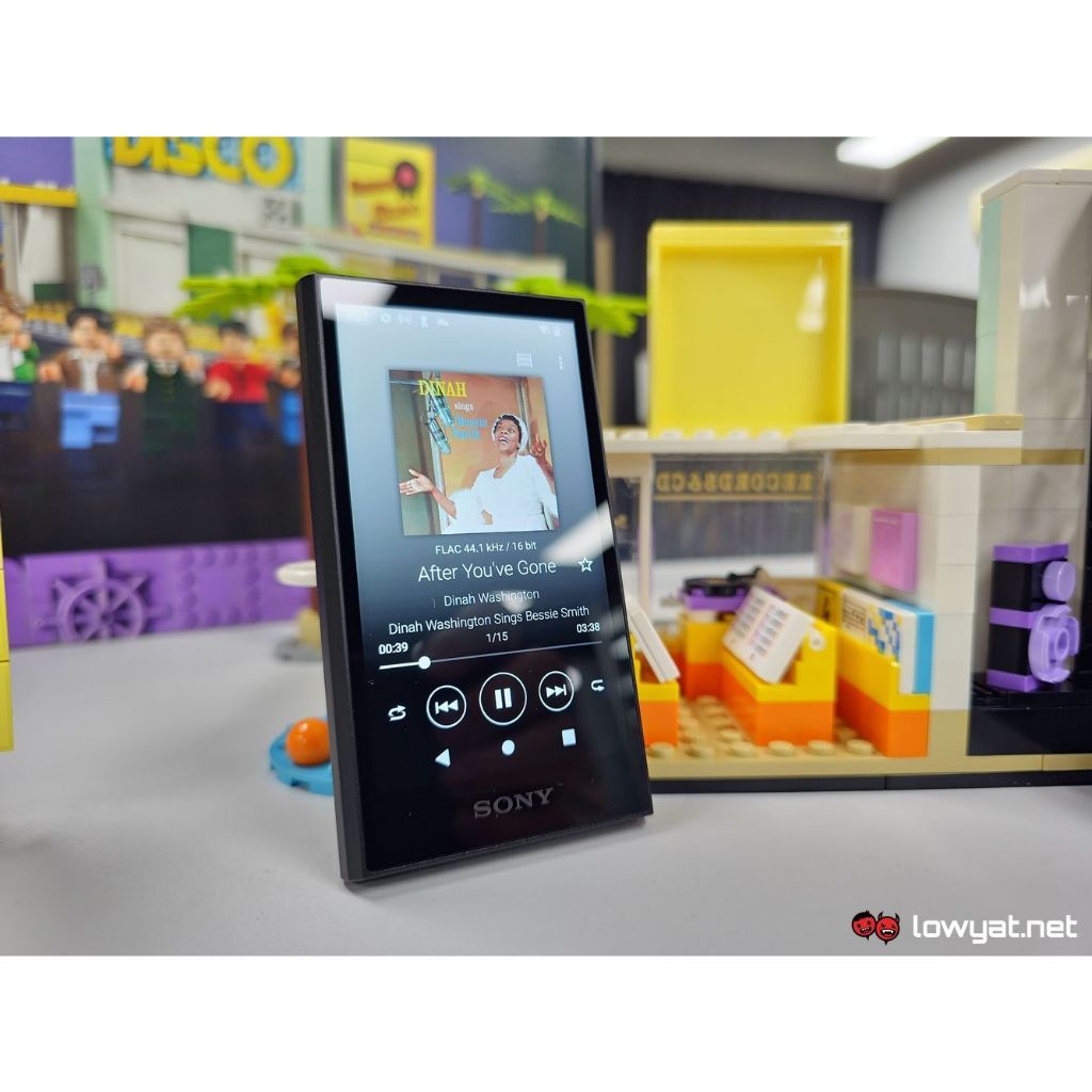 MP3 MP4 Terbaru Terlaris Sony NW-A306 Walkman 32GB Dengan Slot Micro SD Up to 256GB  Android Hi-Res 