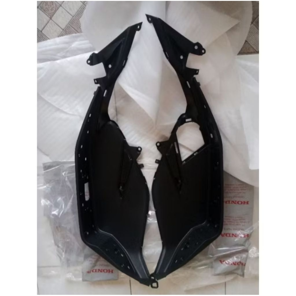 Step floor honda pcx 150 lokal carbon kevlar asli