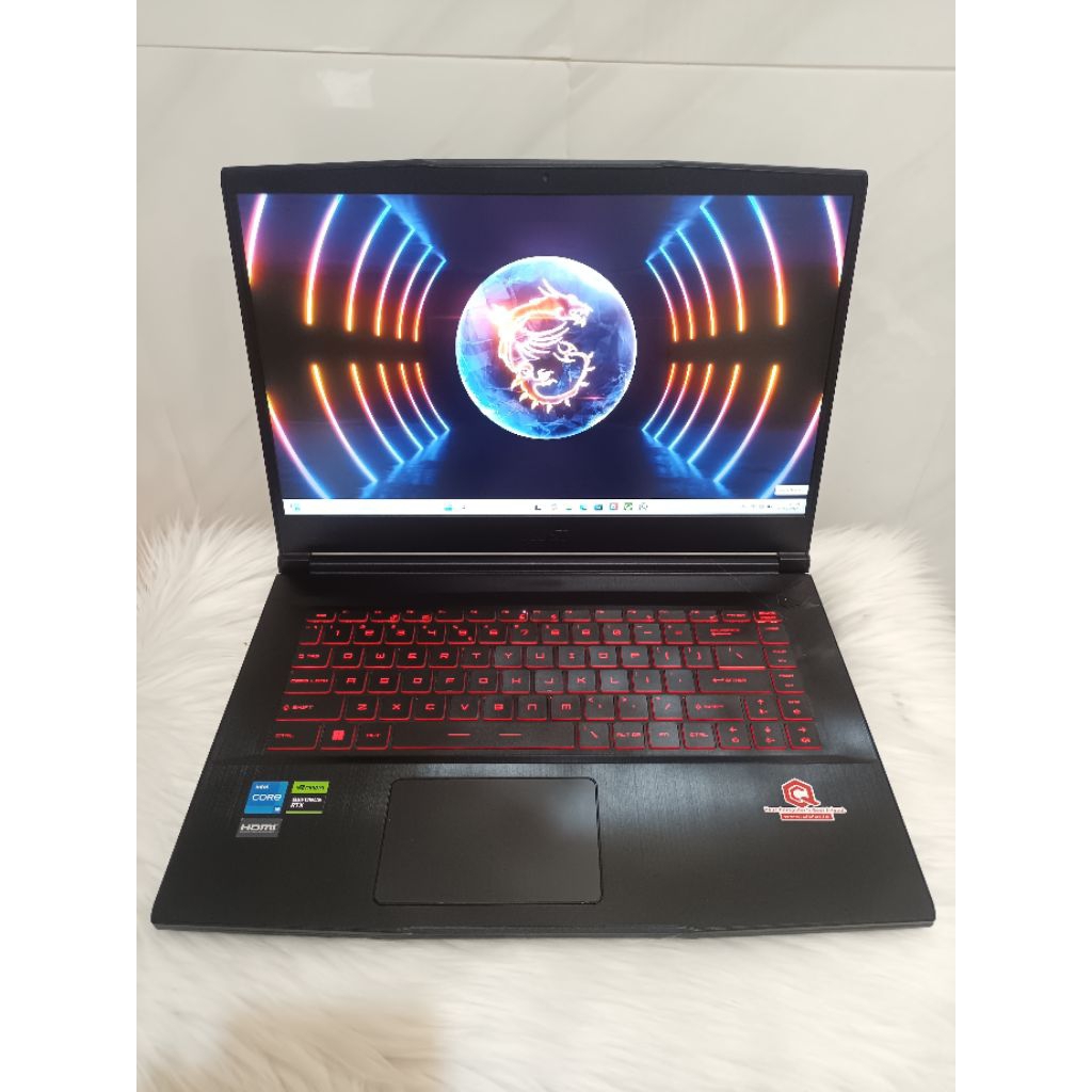 MSI GAMING THIN GF63 Intei i7 gen 10 RTX 2050