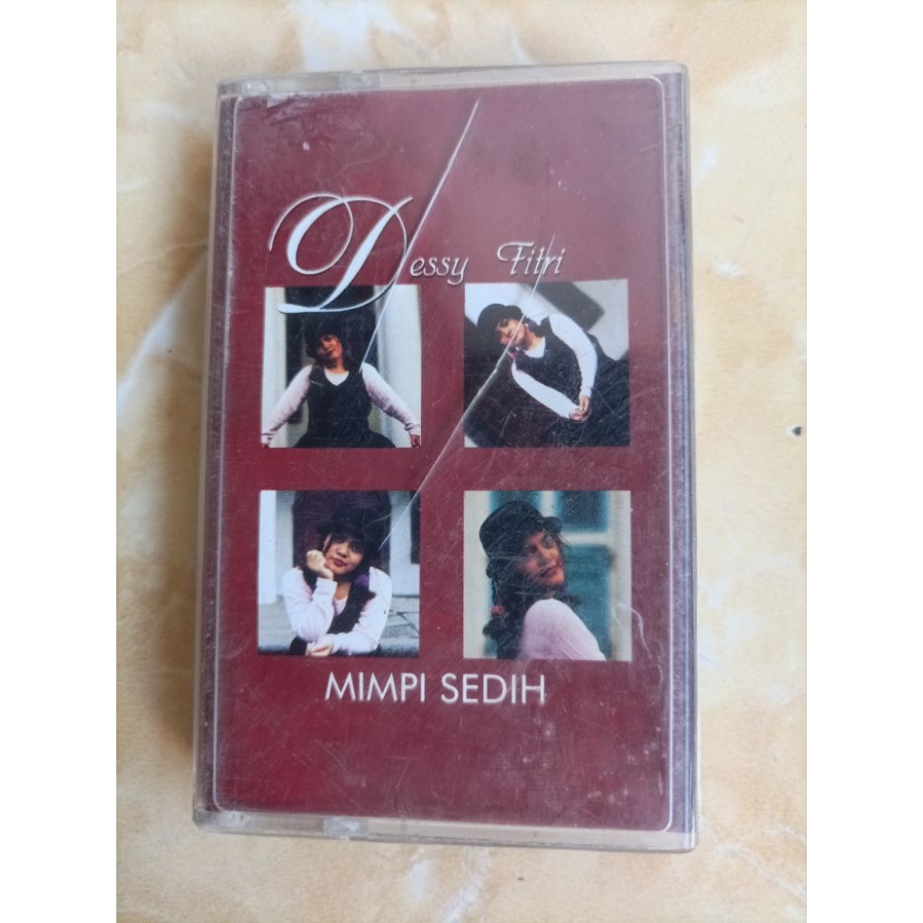 Kaset Pita Dessy Fitri - Mimpi Sedih