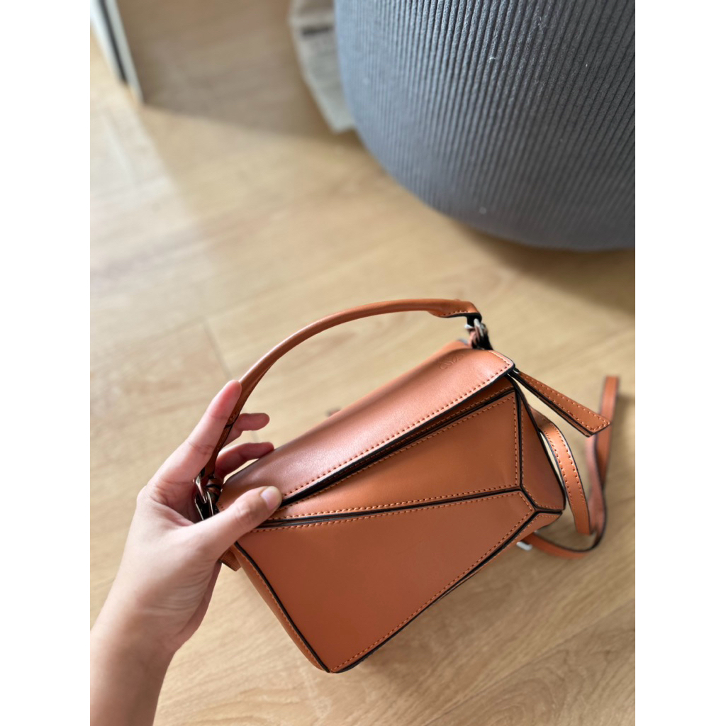 Preloved Loewe Small Puzzle Calfskin sling bag brown