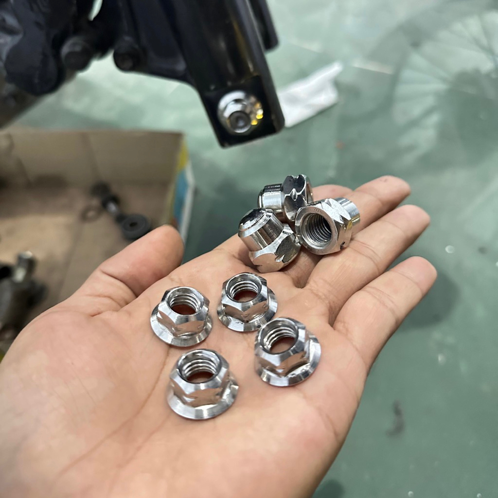 Mur as roda stainless Mur m10 baut 14 drat halus harga per biji