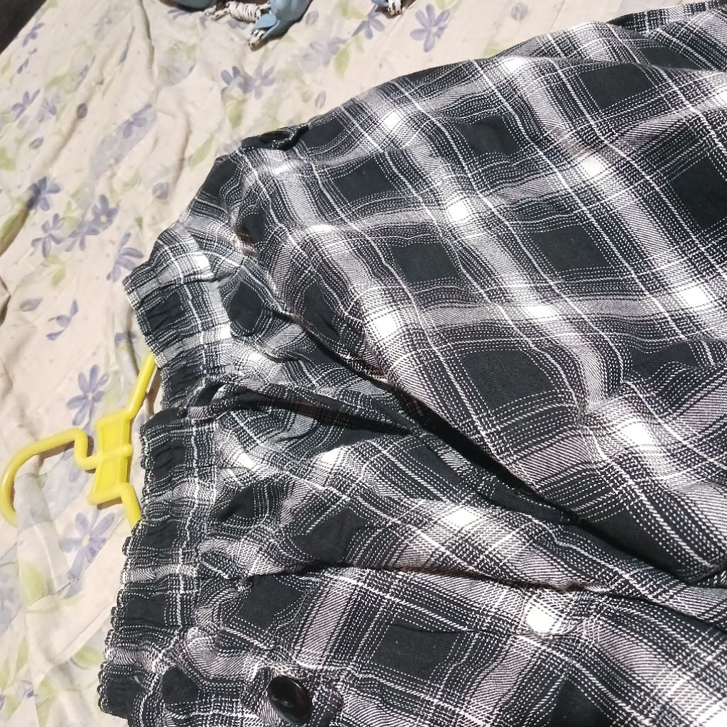 **PRELOVED** Rok panjang Hitam putih