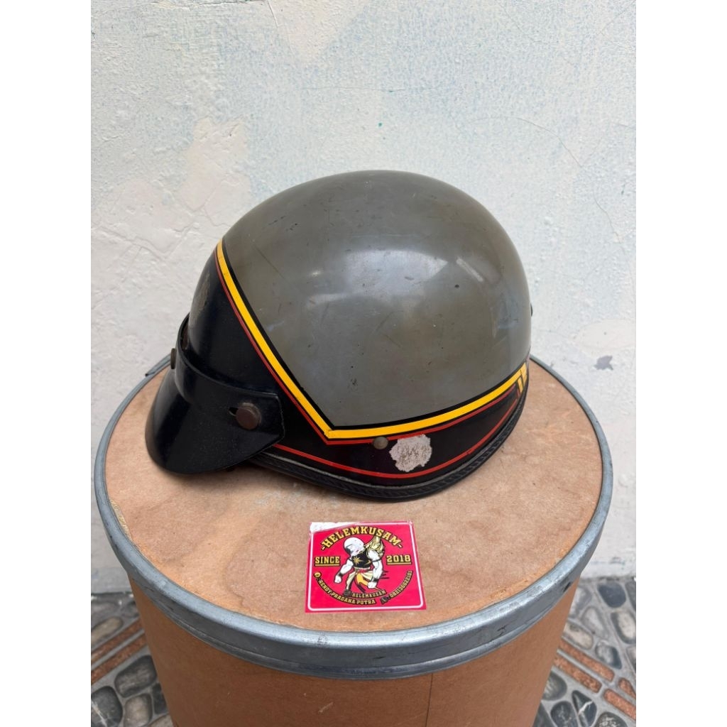 HELM LAWAS, JADUL, KLASIK CHIPS ORIGINAL