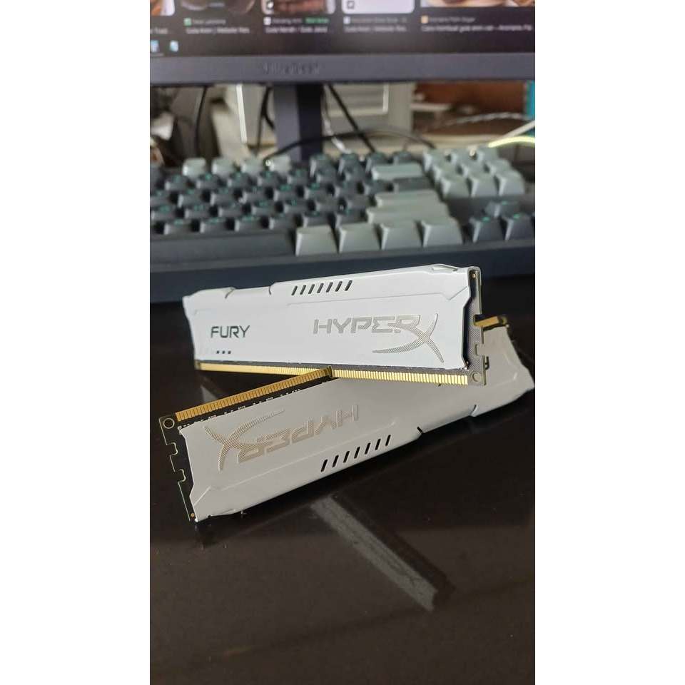 Kingston Hyperx Desktop 16GB (2x8 GB) RAM DDR3 1866MHZ