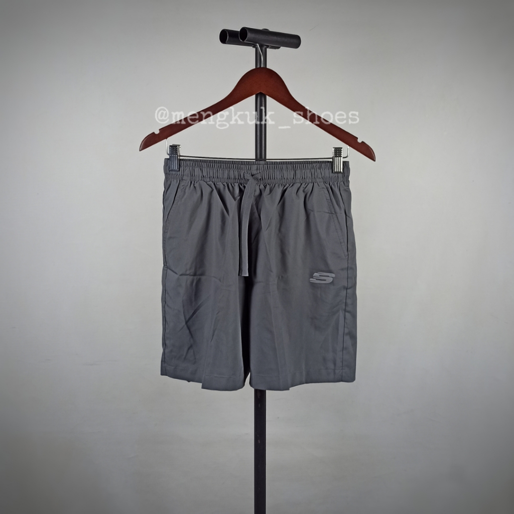 Celana Run Skechers Men Running Shorts GREY Original - CELANA SPORTY RUNNING TENNIS BADMINTON POLIES