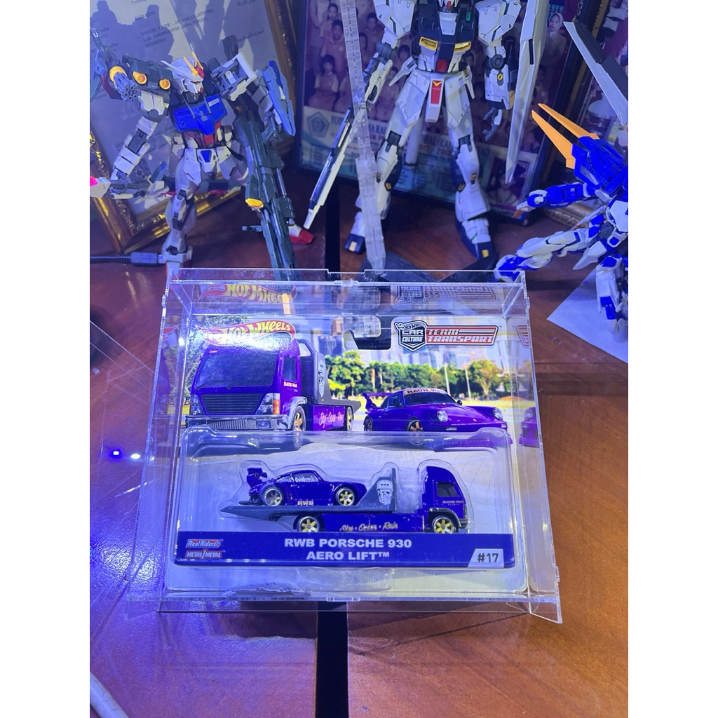 HOTWHEELS TEAM TRANSPORT PORSCHE 930 RWB AERO LIFT