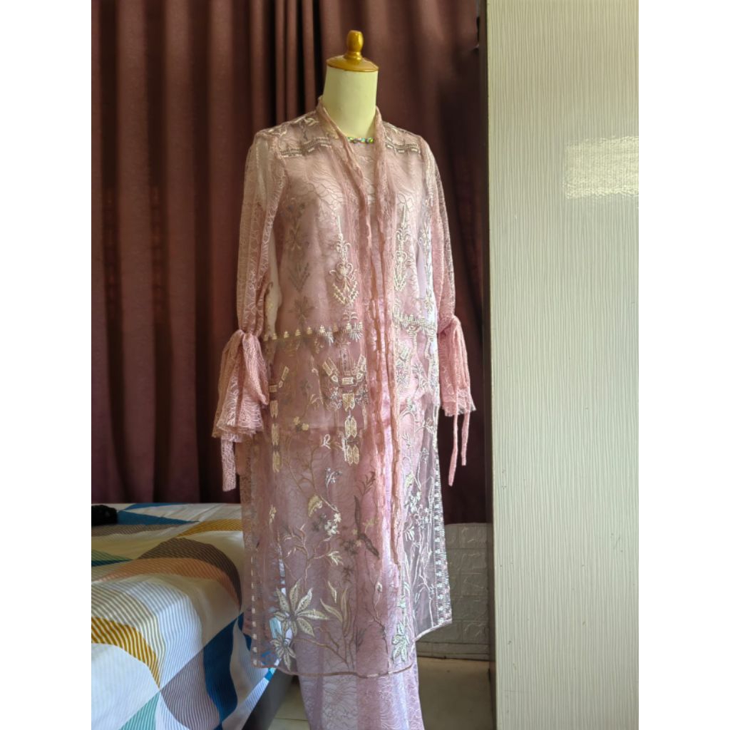 Kebaya Amr The Label