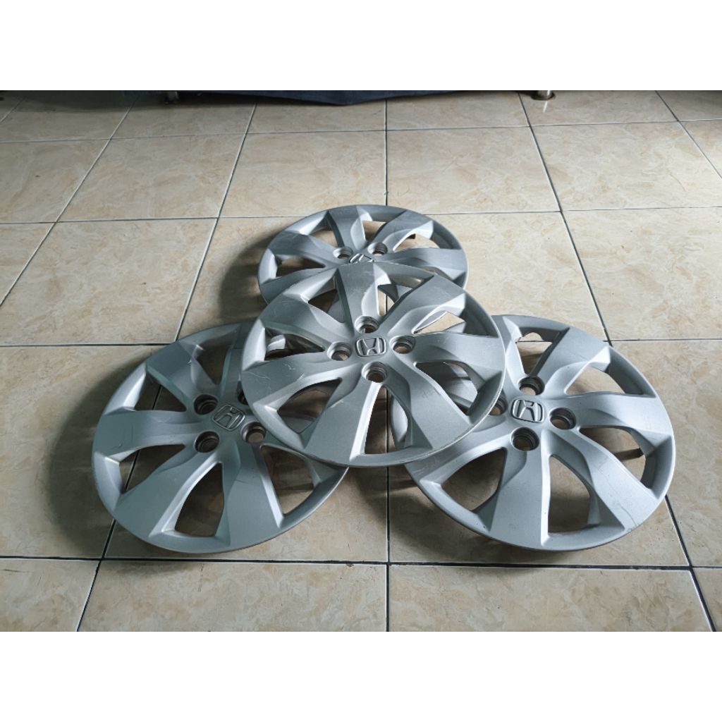 whell dop pelek ring 15 velg mobilio original seken copotan 1 set